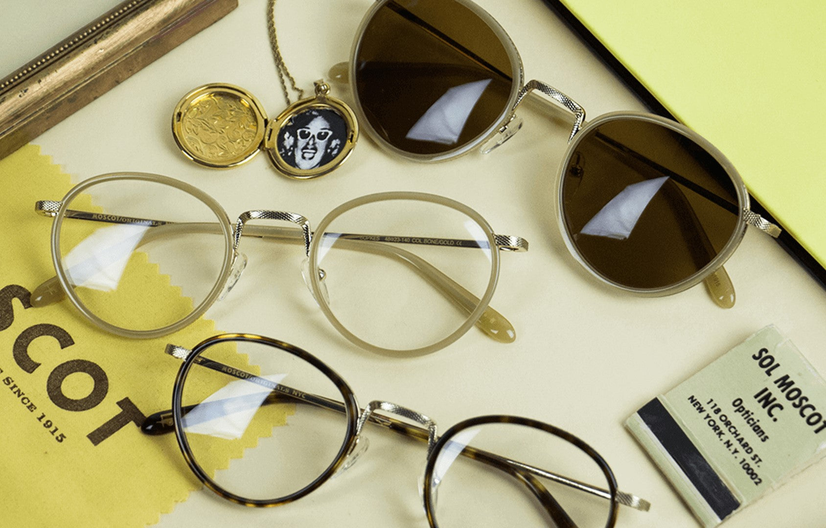 Elton John Eyeglasses | The BUPKES – MOSCOT NYC SINCE 1915 display picture 1