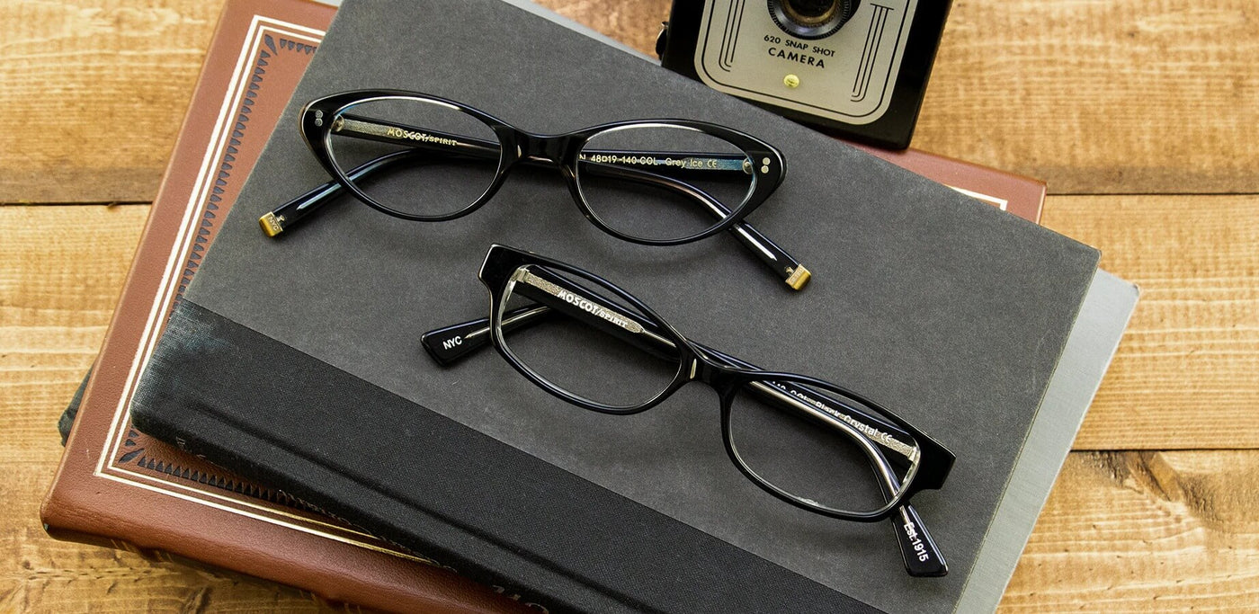 READING GLASSES