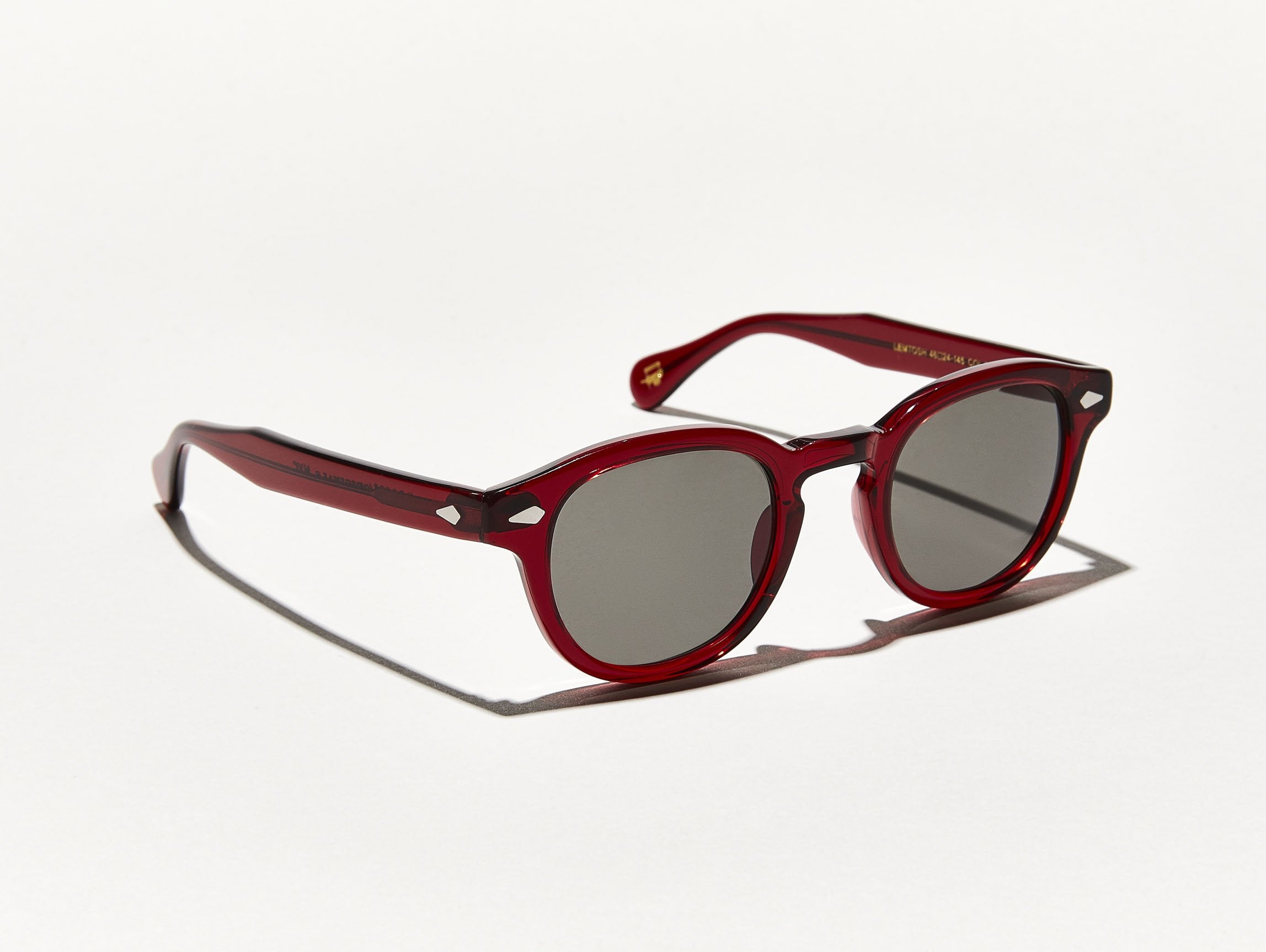 #color_ruby | The LEMTOSH SUN in Ruby with Grey Polarized Lenses