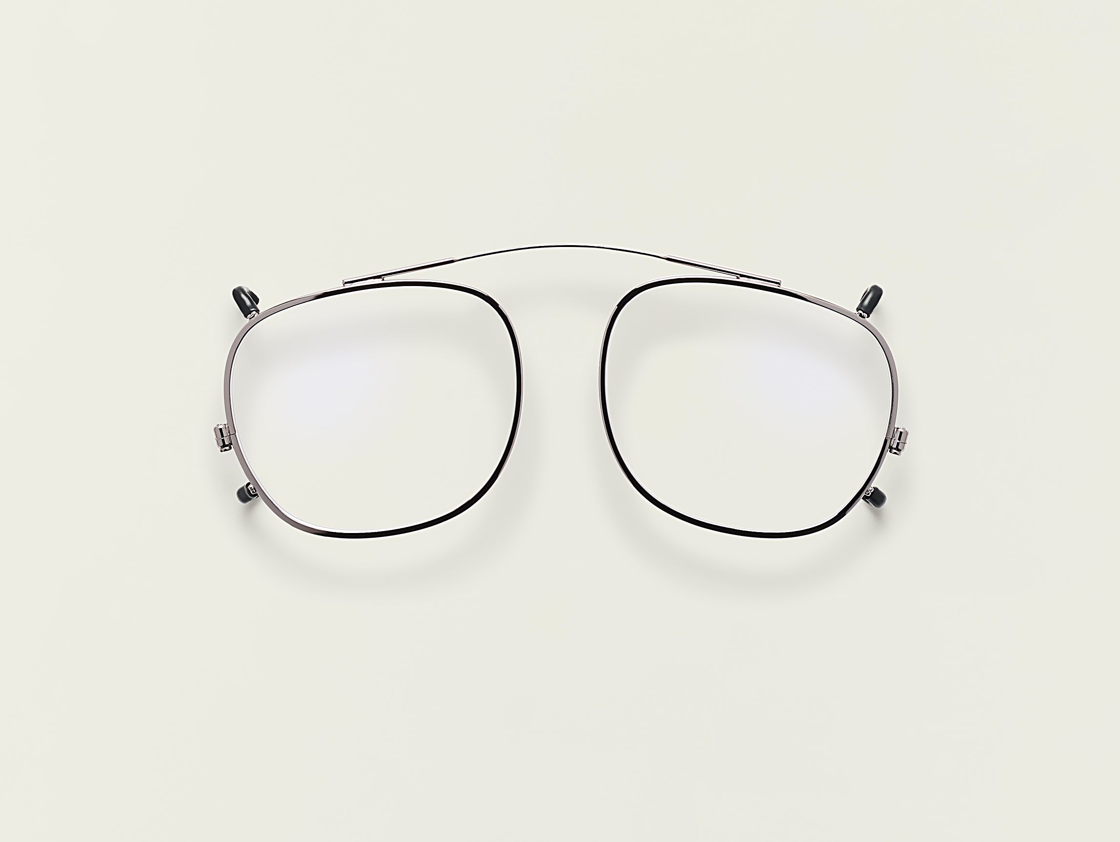 #color_pewter | The GELT CLIP in Pewter with Blue Protect Lenses