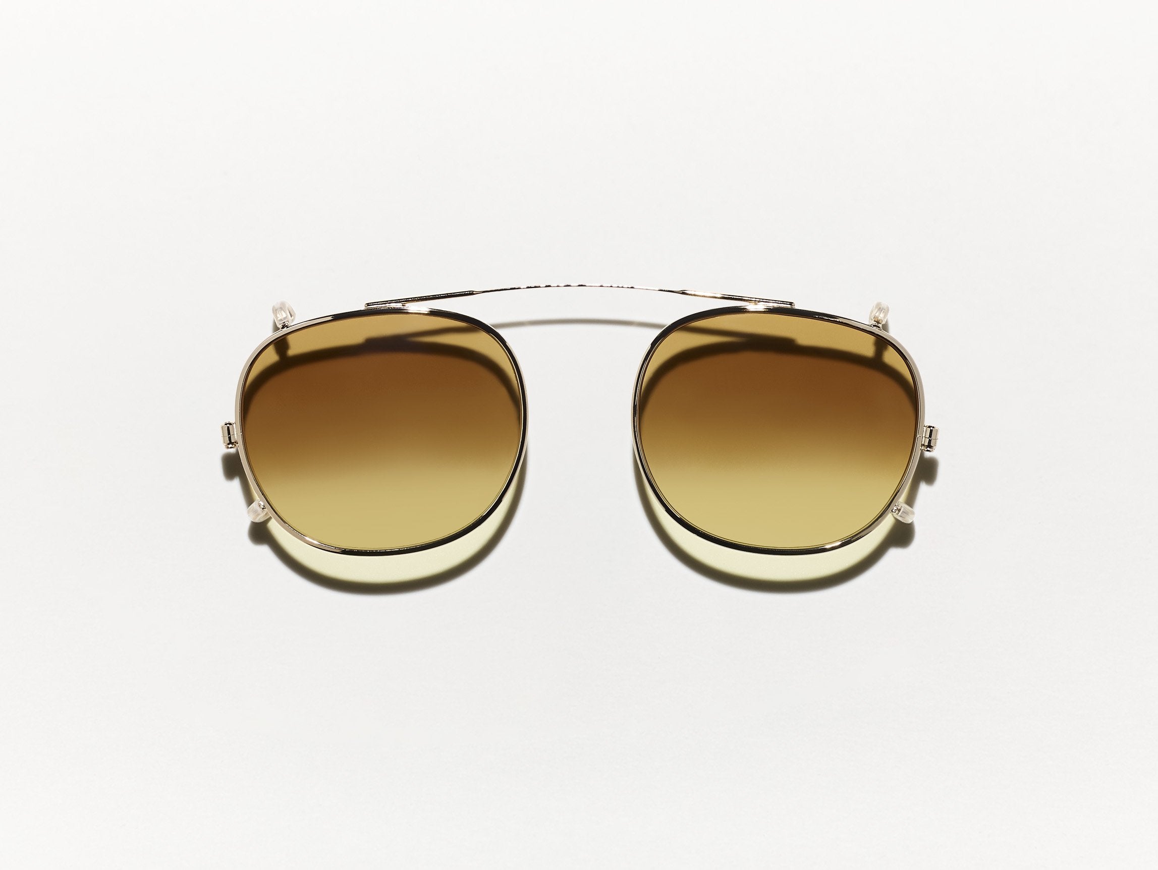 #color_chestnut fade | The CLIPTOSH in Gold with Chestnut Fade Tinted Lenses