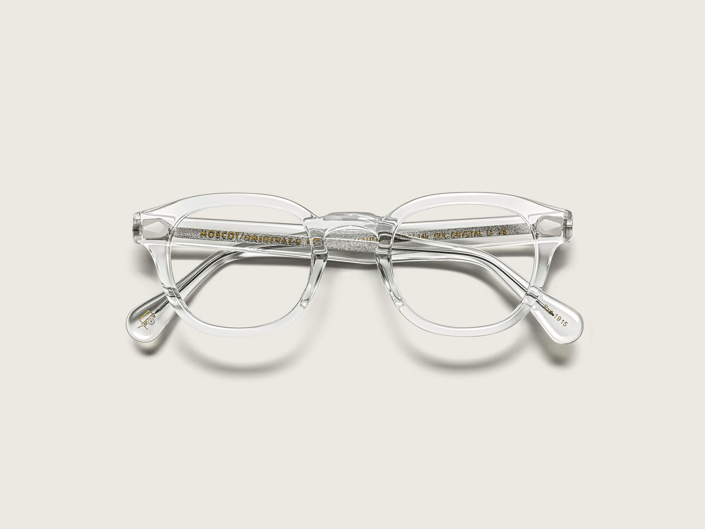 ARE CLEAR GLASSES IN STYLE IN 2025? MOSCOT’S TAKE ON THE TRANSPARENT FRAME TREND