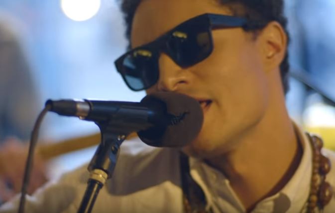LIVE FROM THE SHOP: José James