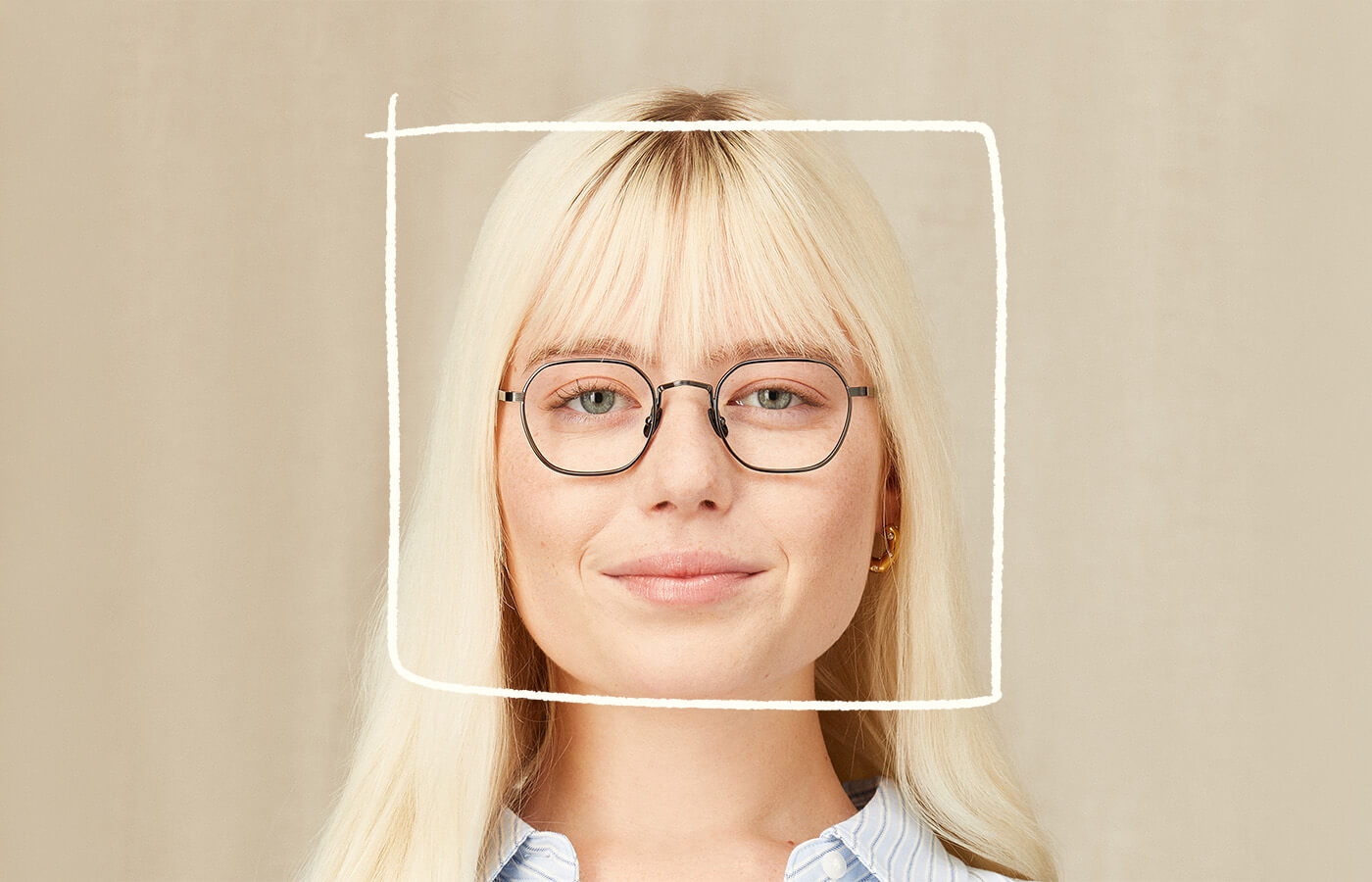 A model with an Square-shaped face