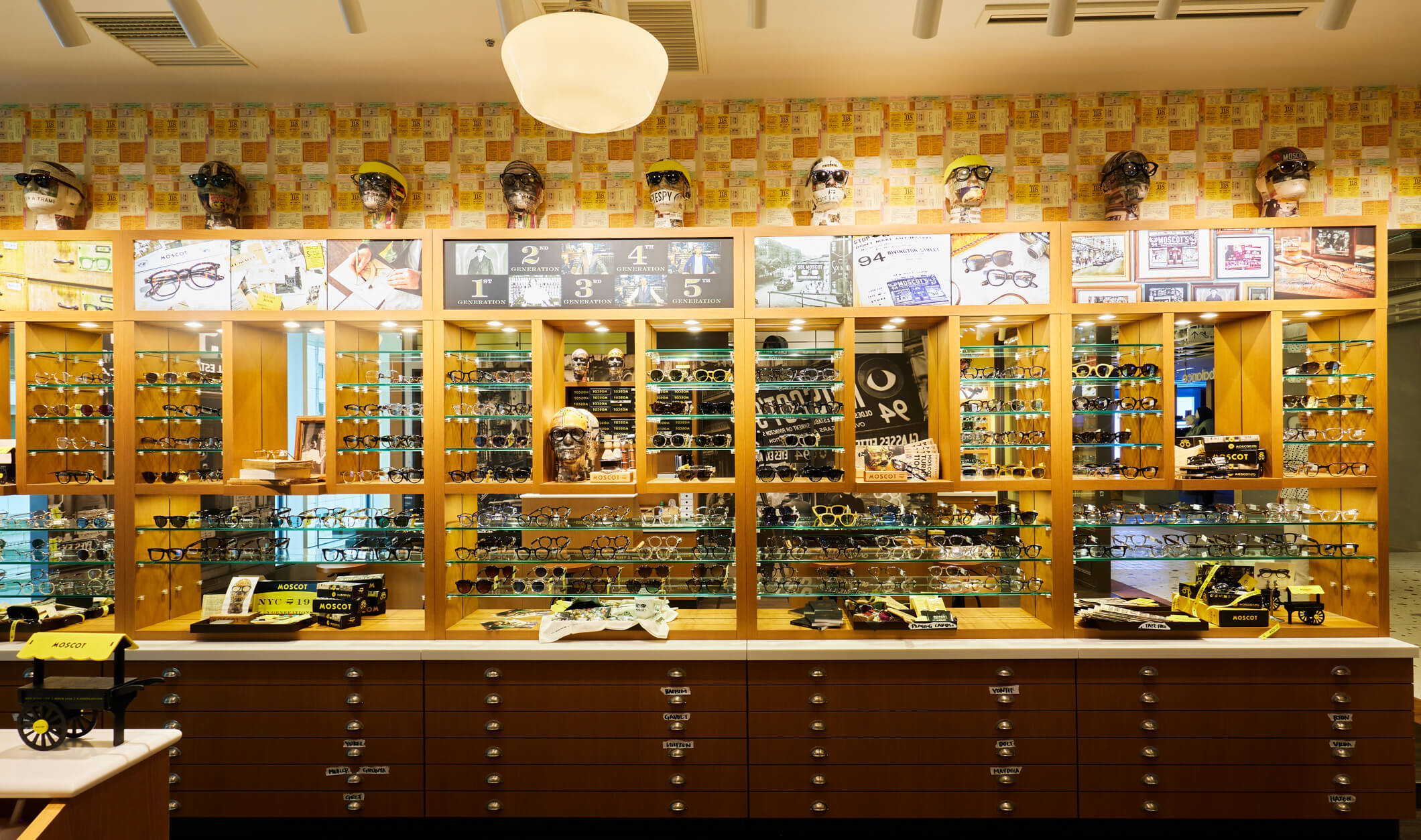 The MOSCOT Takanawa Shop Interior 4