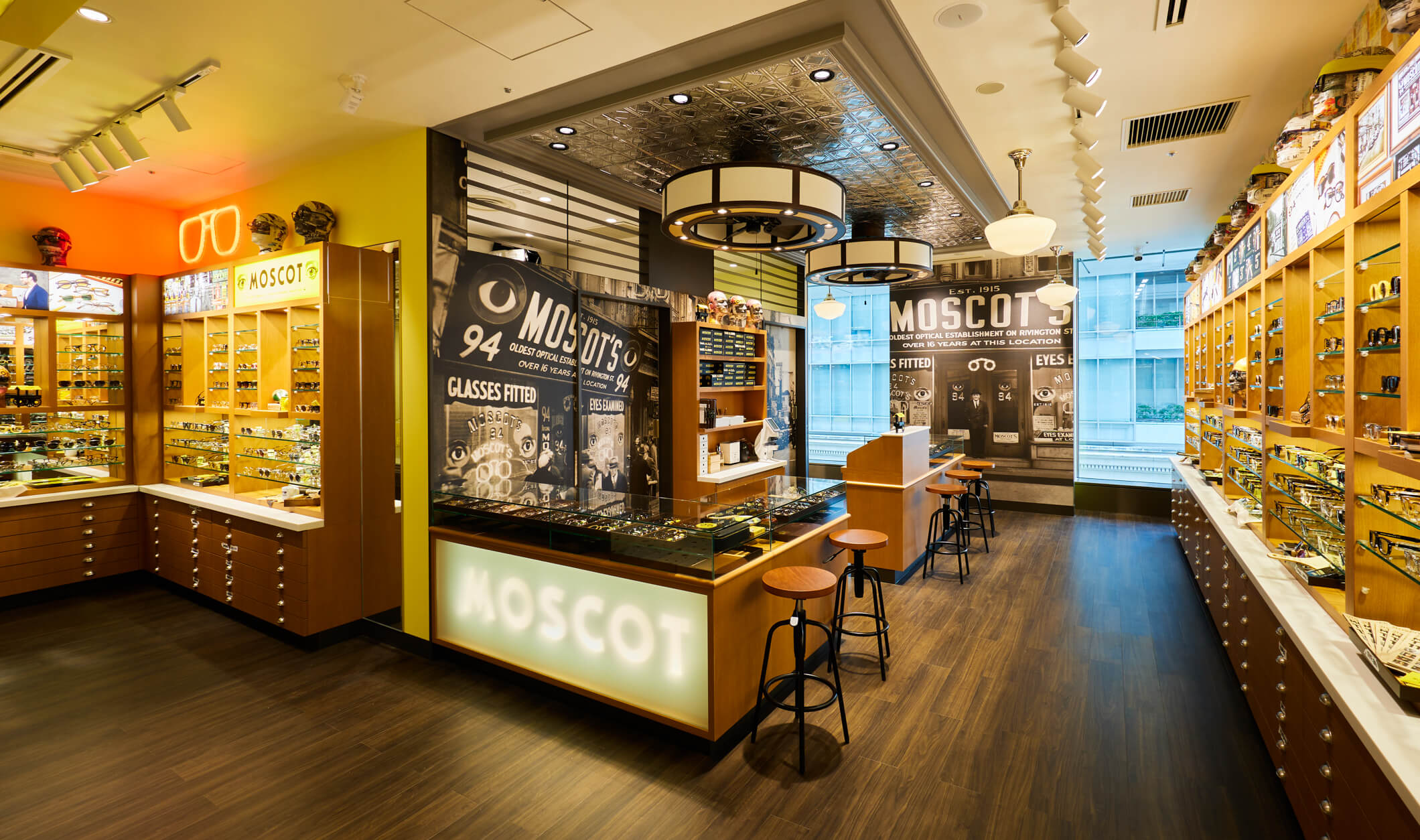 The MOSCOT Takanawa Shop Interior 2