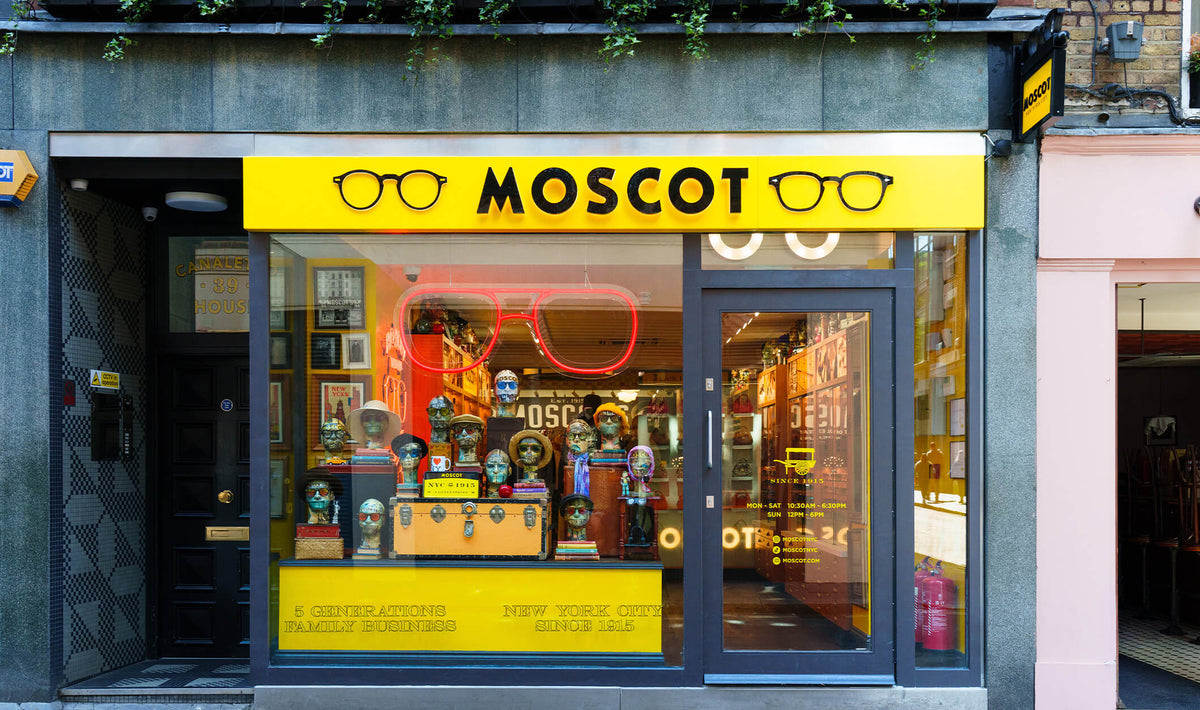 The MOSCOT Beak Street Shop exterior