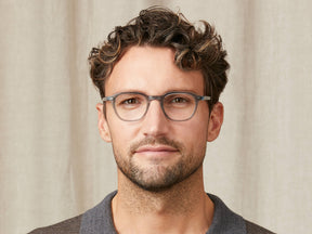 Model is wearing The BILLIK in size 47 in Light Blue