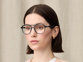 Model is wearing The BJORN in size 55 in Navy