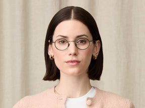 Model is wearing The COSNIC in size 44 in Pine