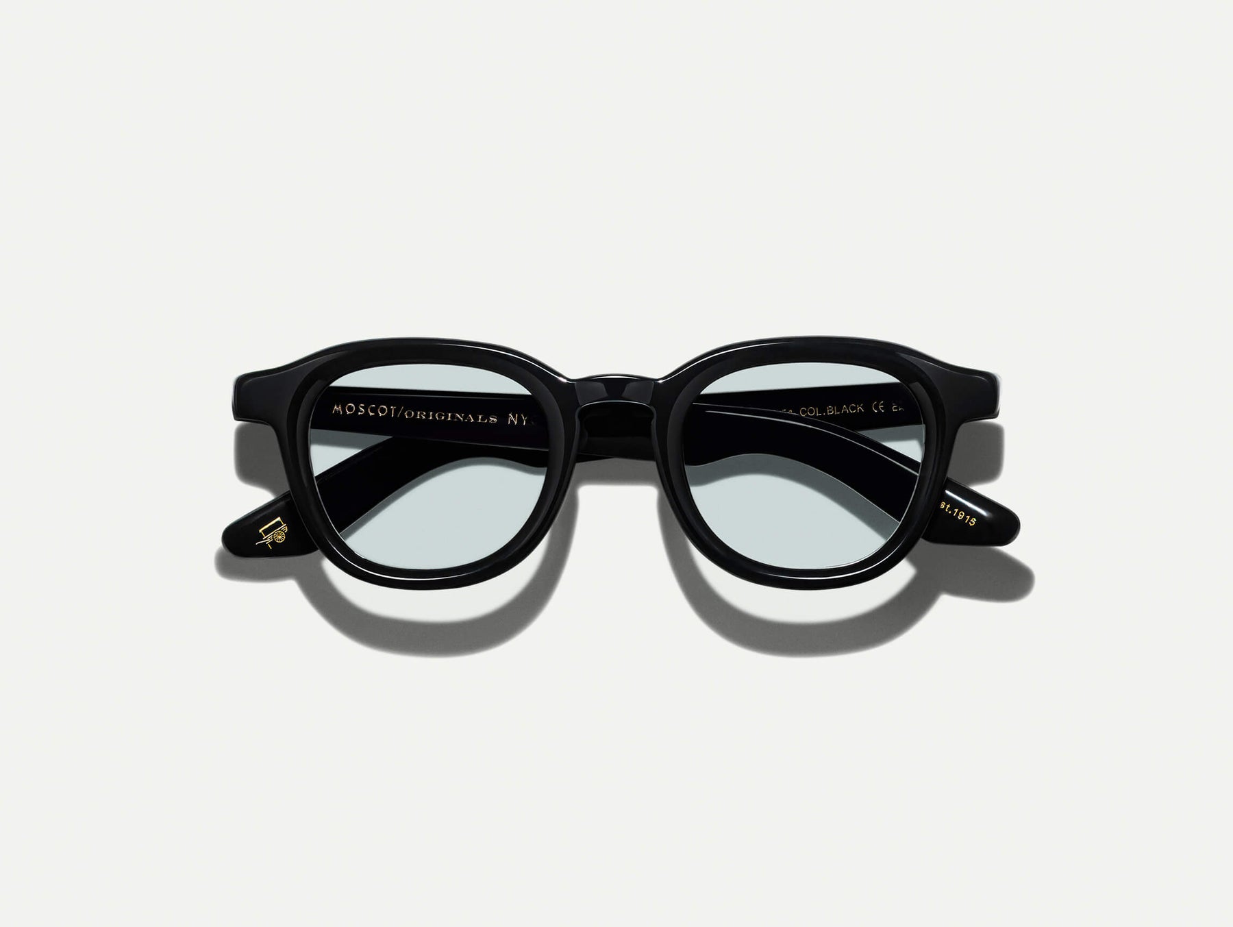 The DAHVEN in Black with BLUE+ Tint