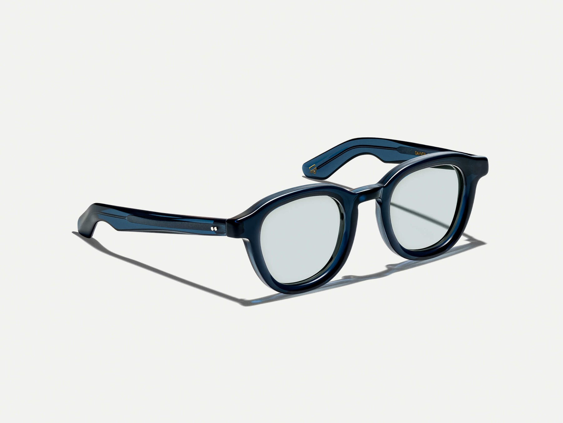 The DAHVEN in Navy with BLUE+ Tint