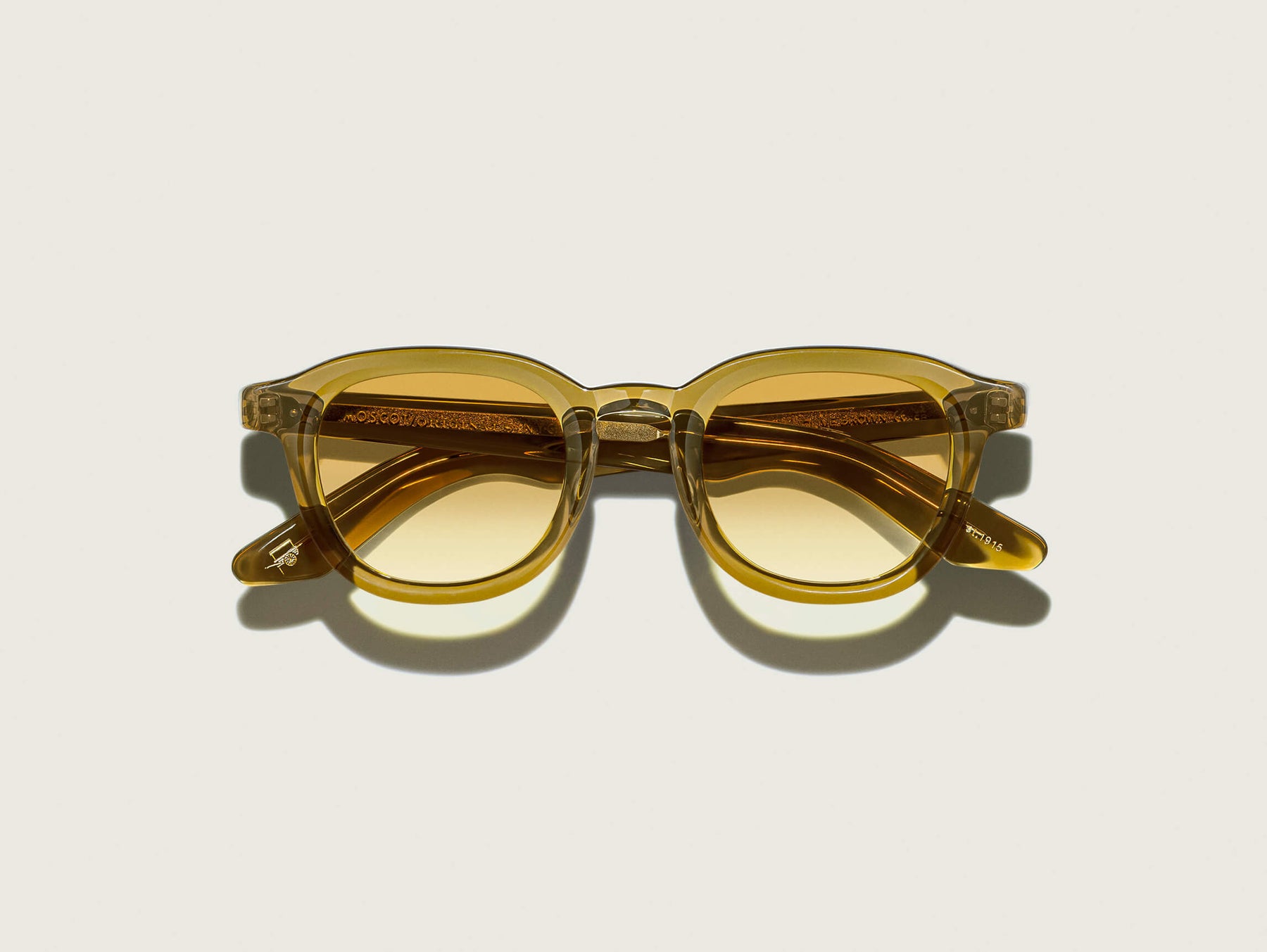 The DAHVEN SUN in Olive Brown with Chestnut Fade Tinted Lenses