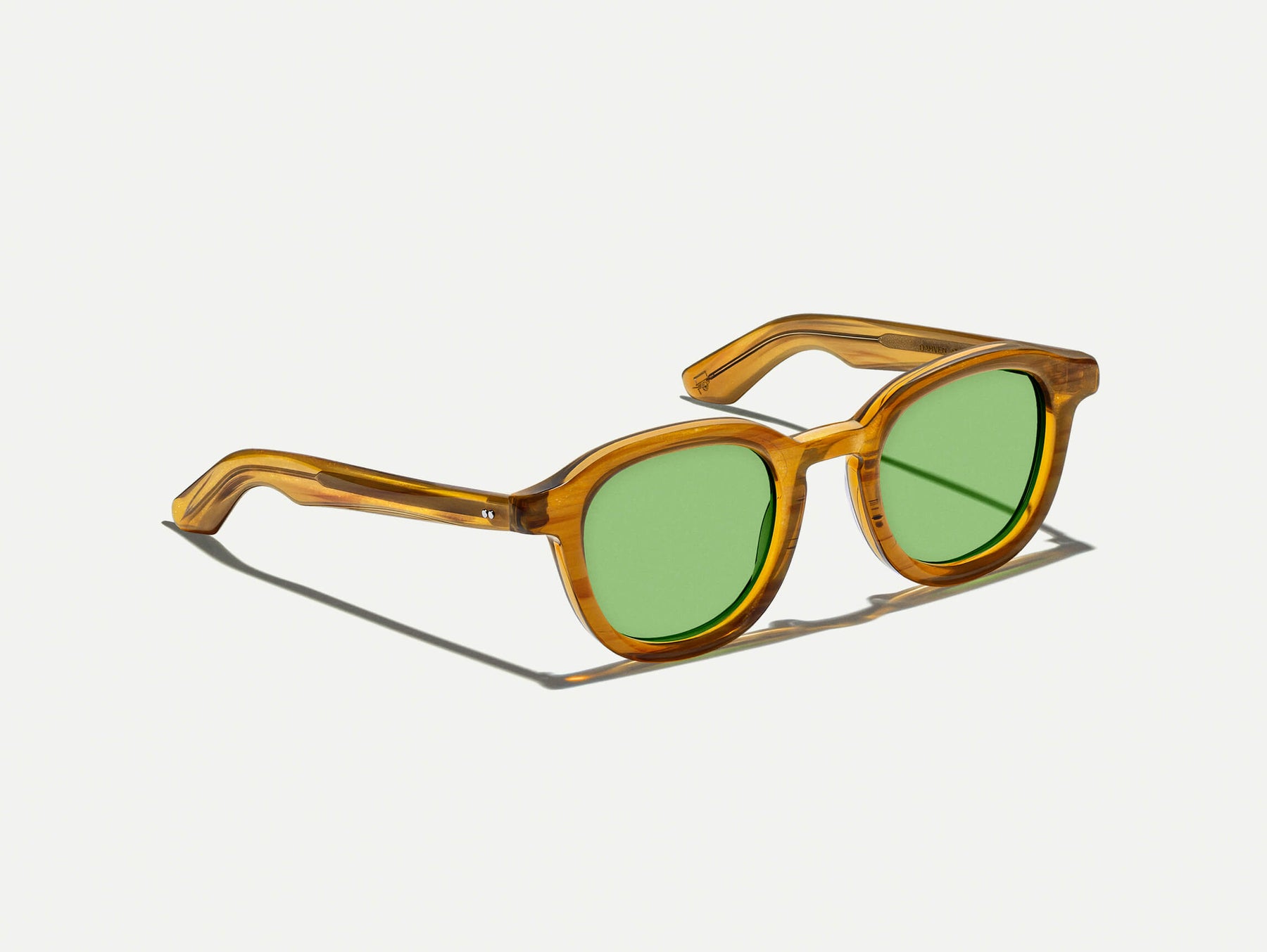 The DAHVEN in Blonde with GREEN+ Tint