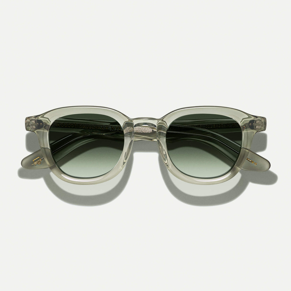 #color_g-15 fade | The DAHVEN in Sage with G-15 Fade Tinted Lenses