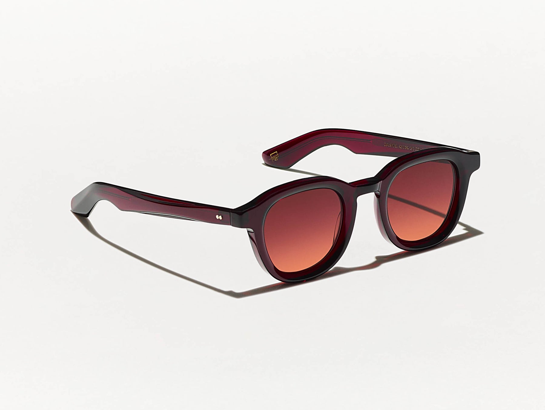 The DAHVEN SUN in Burgundy with Cabernet Tinted Lenses