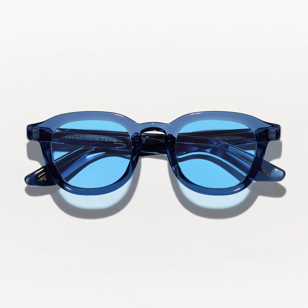 #color_sapphire | The DAHVEN SUN in Sapphire with Celebrity Blue Tinted Lenses