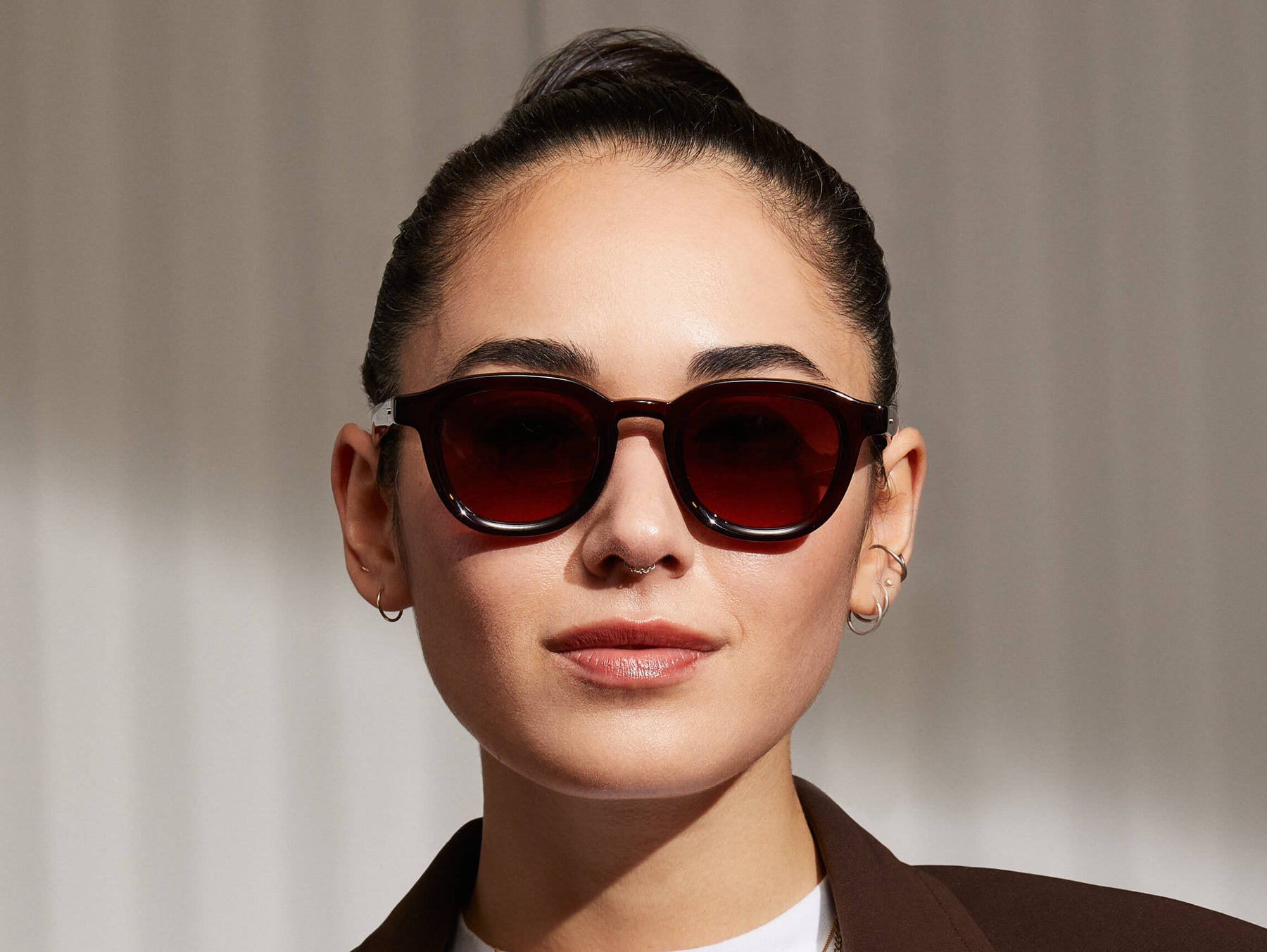 Model is wearing The DAHVEN SUN in Burgundy in size 44 with Cabernet Tinted Lenses