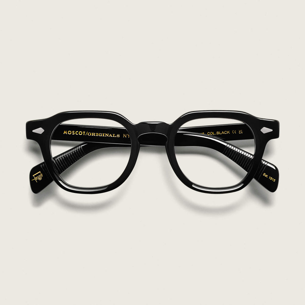 #color_black | The DOLT in Black