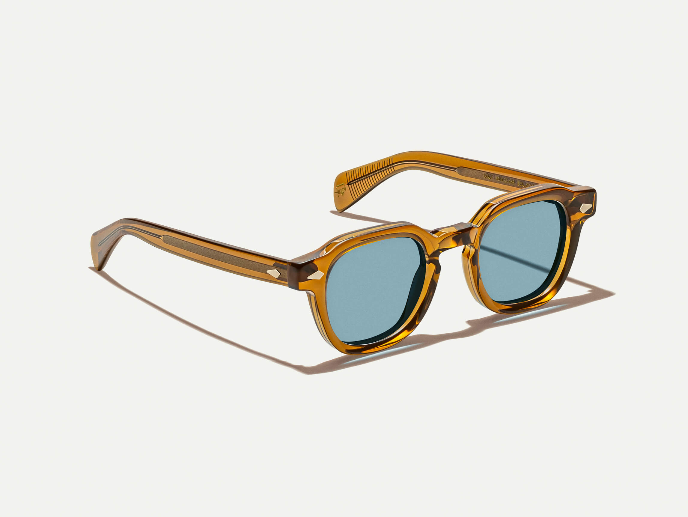dolt-sun-color-cognac-pos-1.