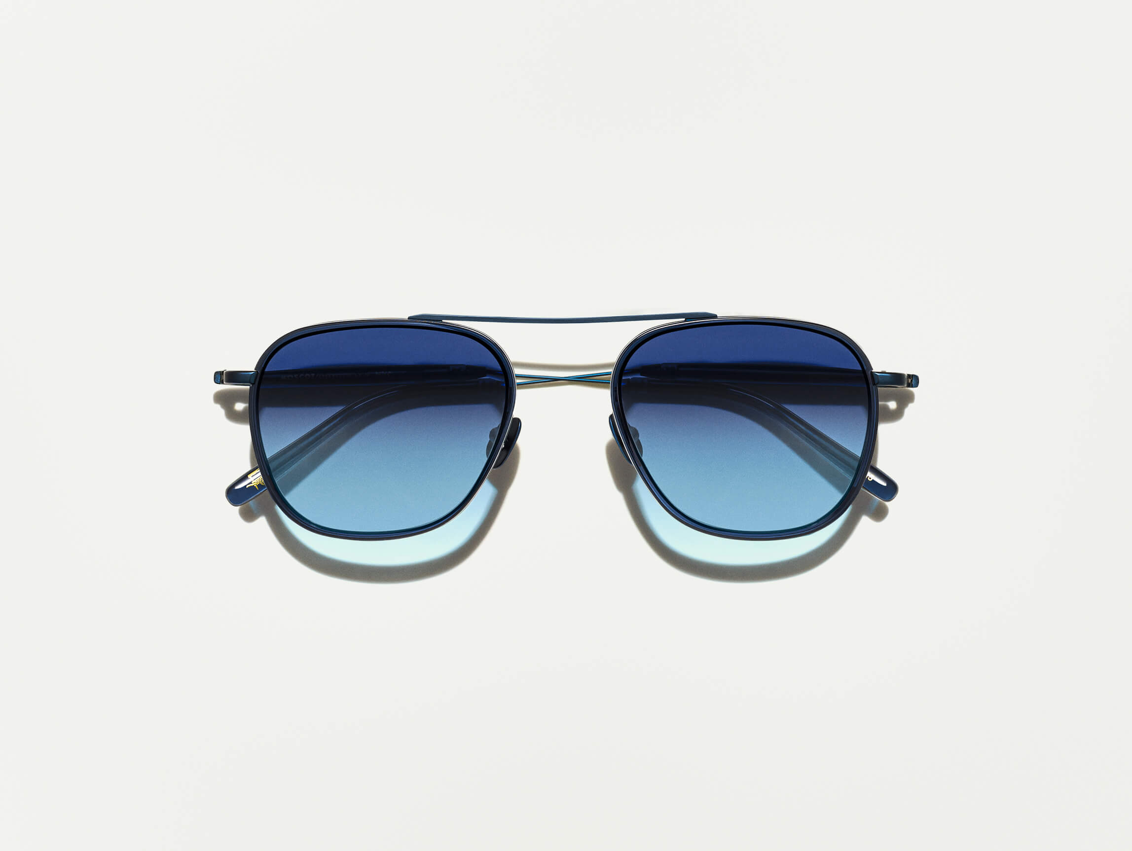 #color_navy | The FANAGLE SUN in Navy with Denim Blue Tinted Lenses