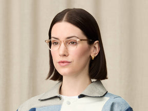 Model is wearing The FEVEL in size 46 in Cinnamon