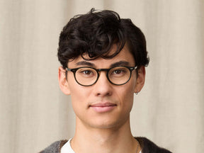 Model is wearing The FRANKIE in size 48 in Dark Green