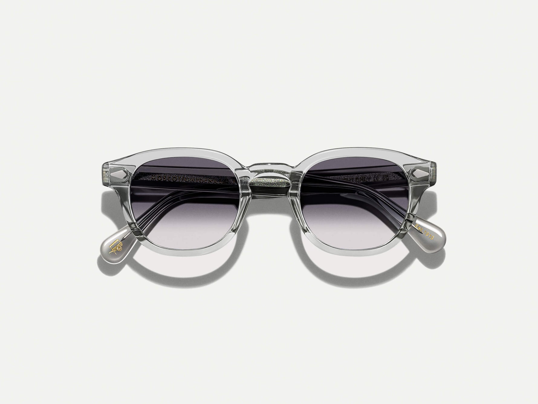 El LEMTOSH en Light Grey con lentes tintadas American Grey Fade
