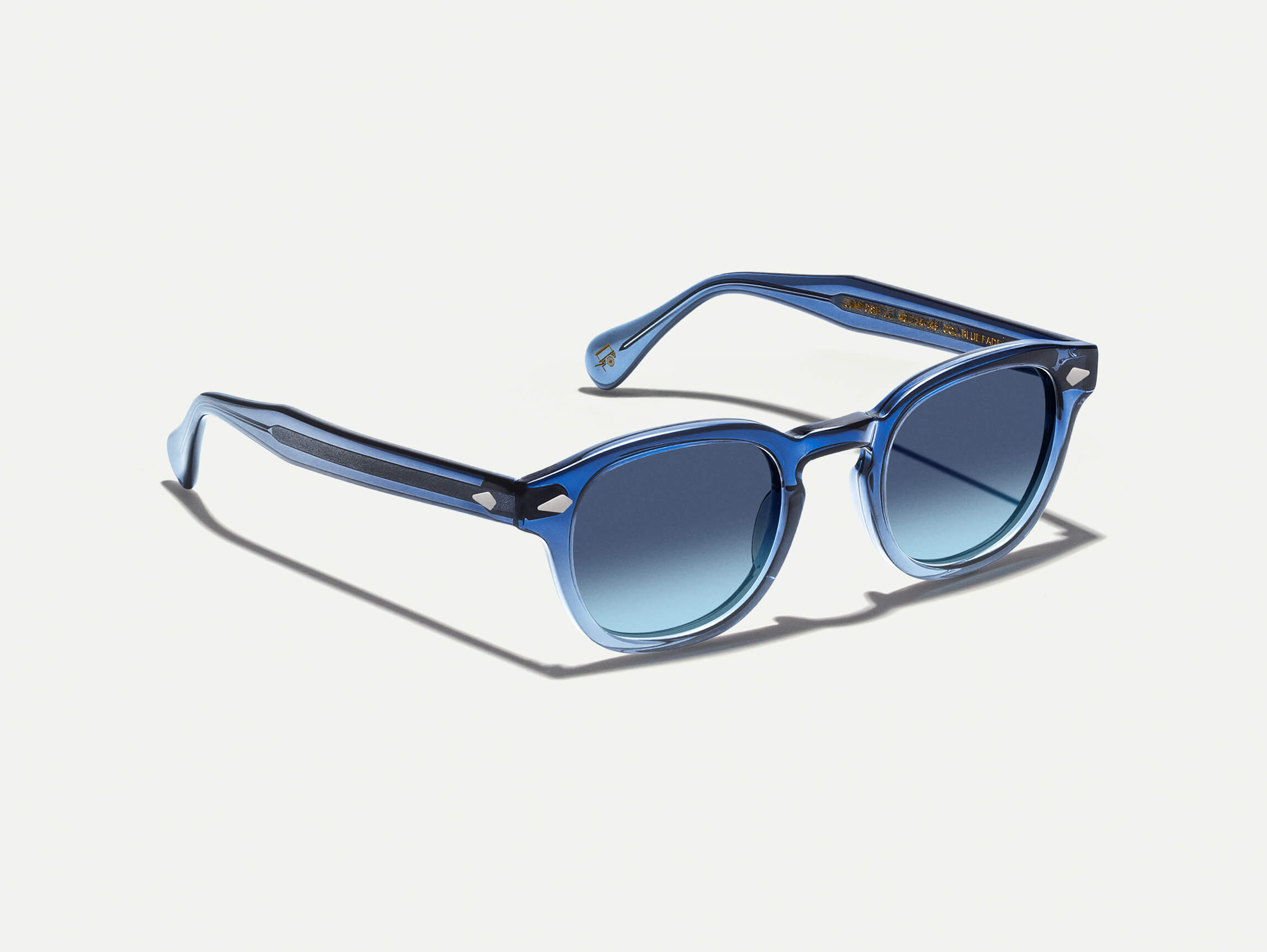 lemtosh-sun-le-color-blue-fade