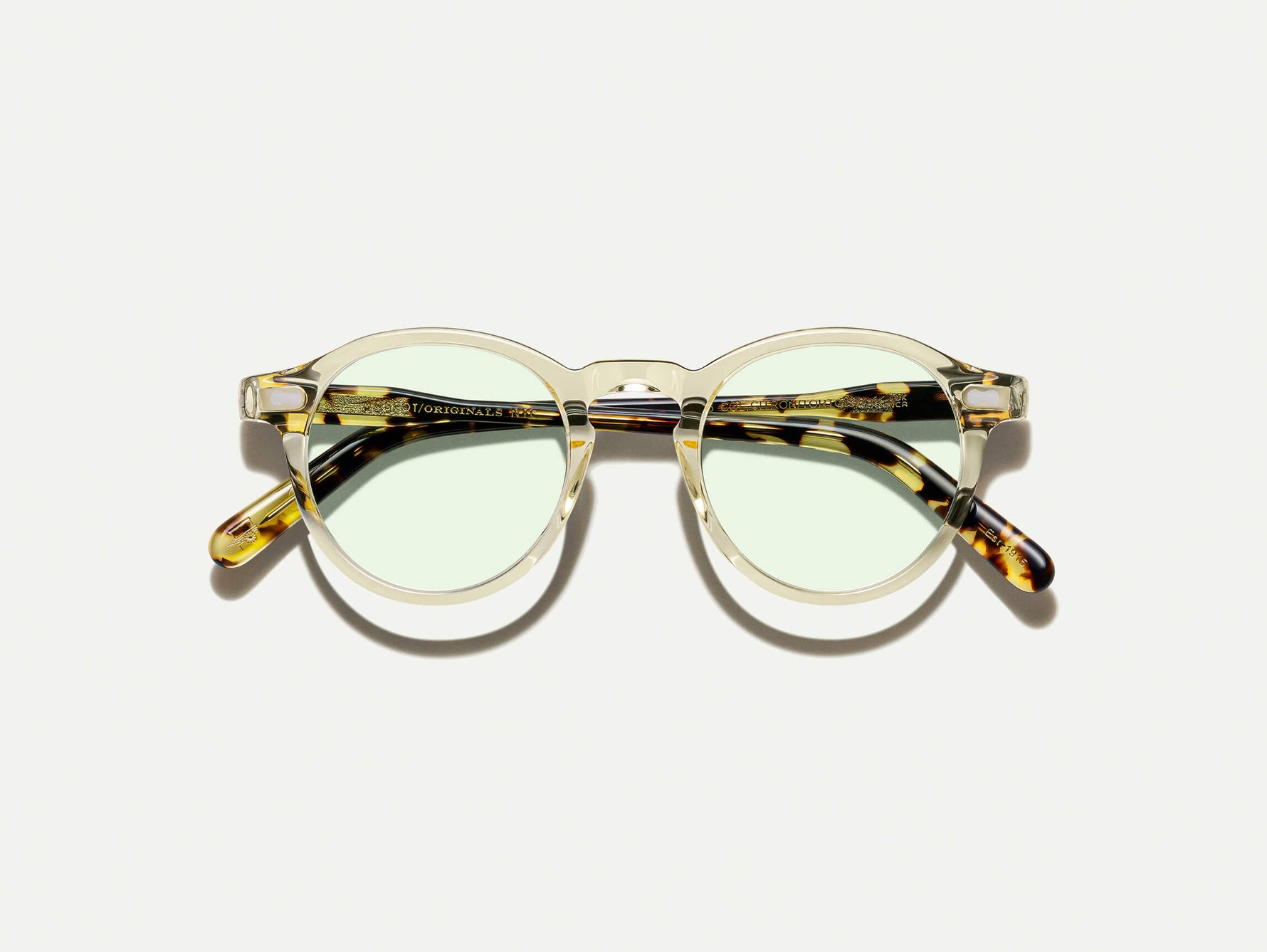 De MILTZEN in Citron/Tortoise met GREEN+ lenzen