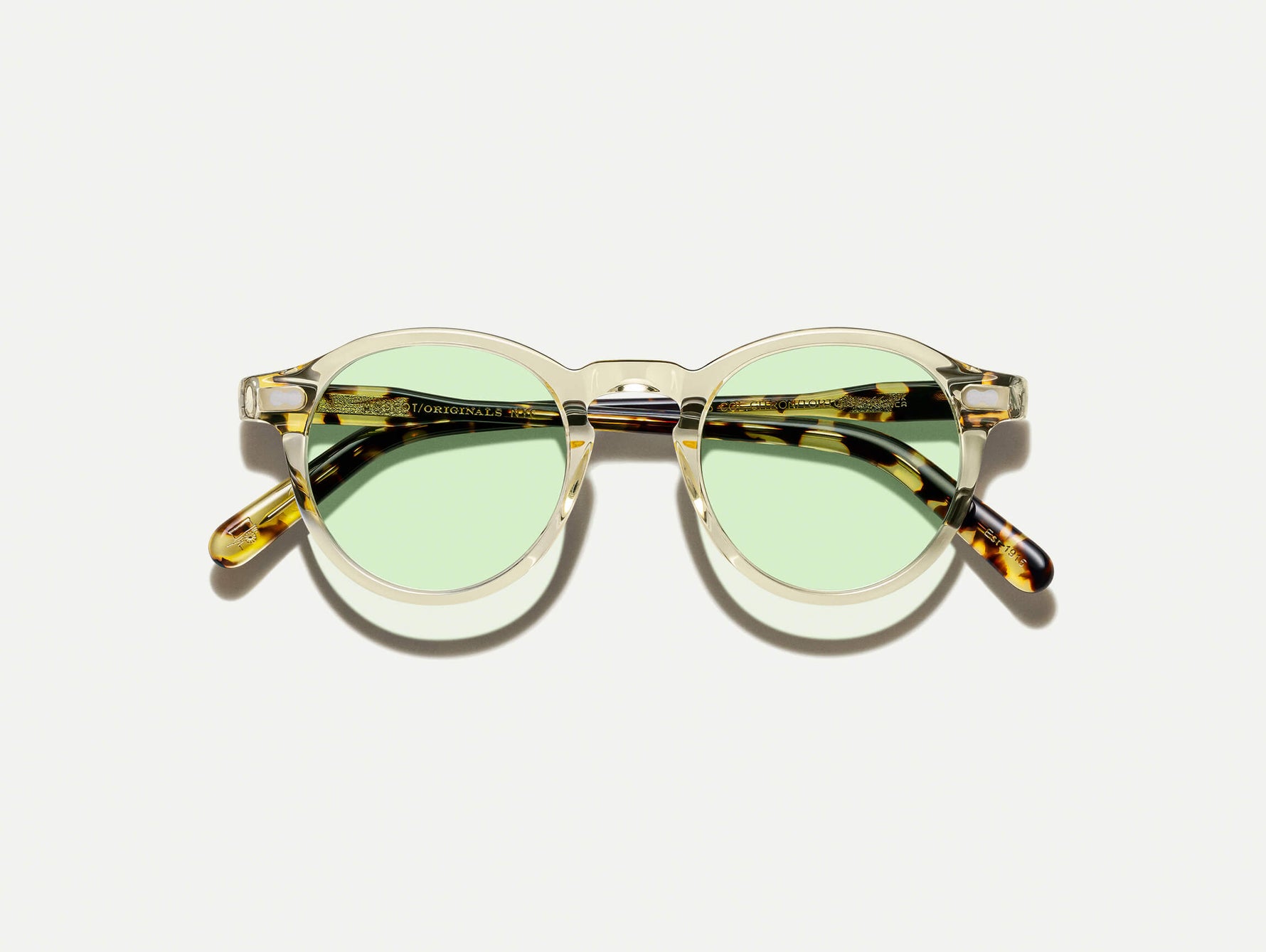 De MILTZEN in Citron/Tortoise met GREEN+ lenzen
