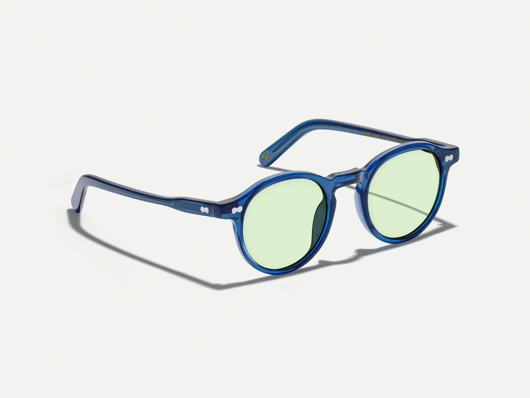 The MILTZEN in Sapphire with GREEN+ Lenses