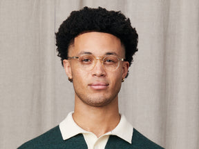 Model is wearing The MILTZEN in size 46 in Flesh