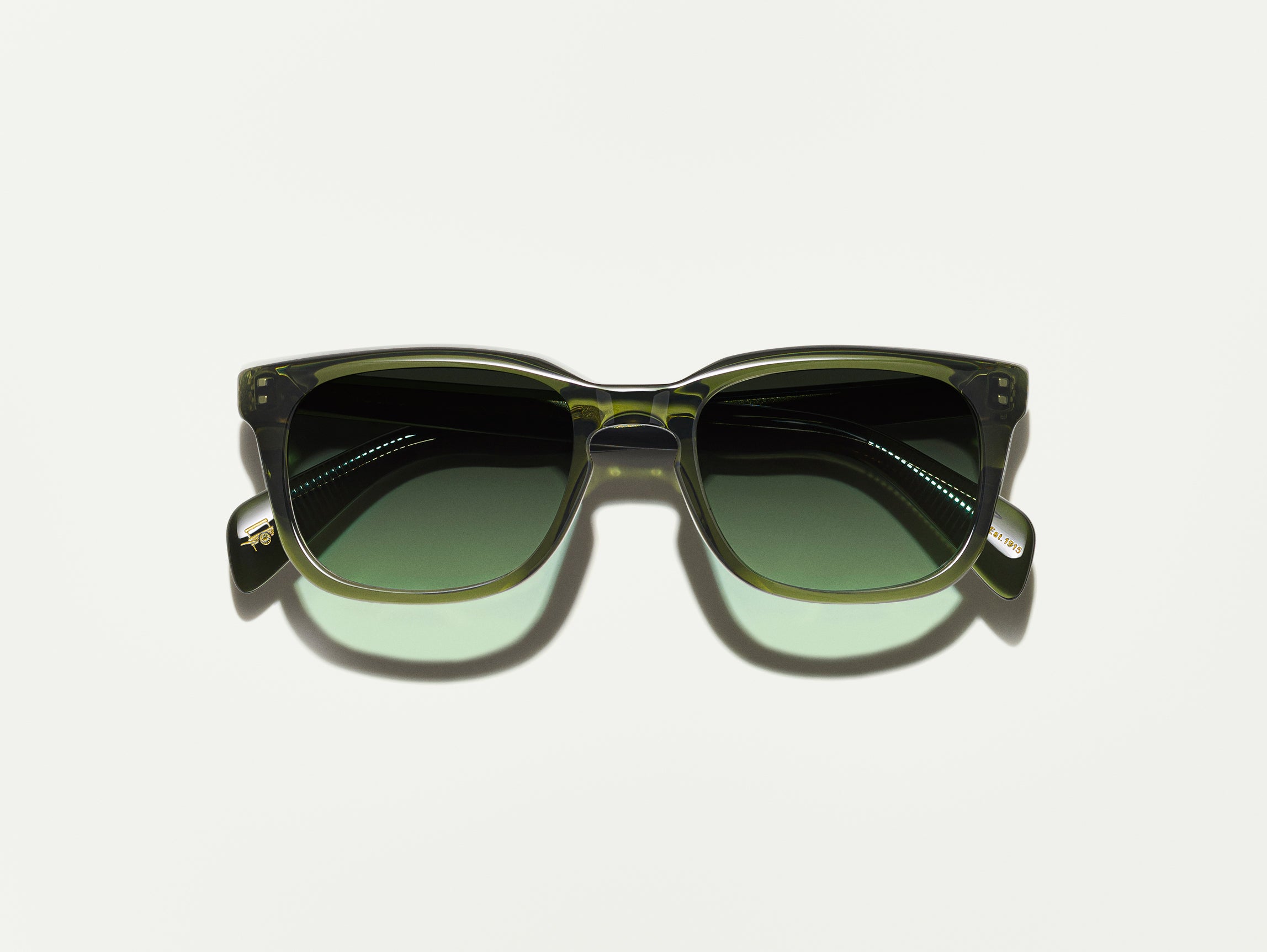 #color_dark green | The SHIDDOCK SUN in Dark Green with Forest Wood Tinted Lenses