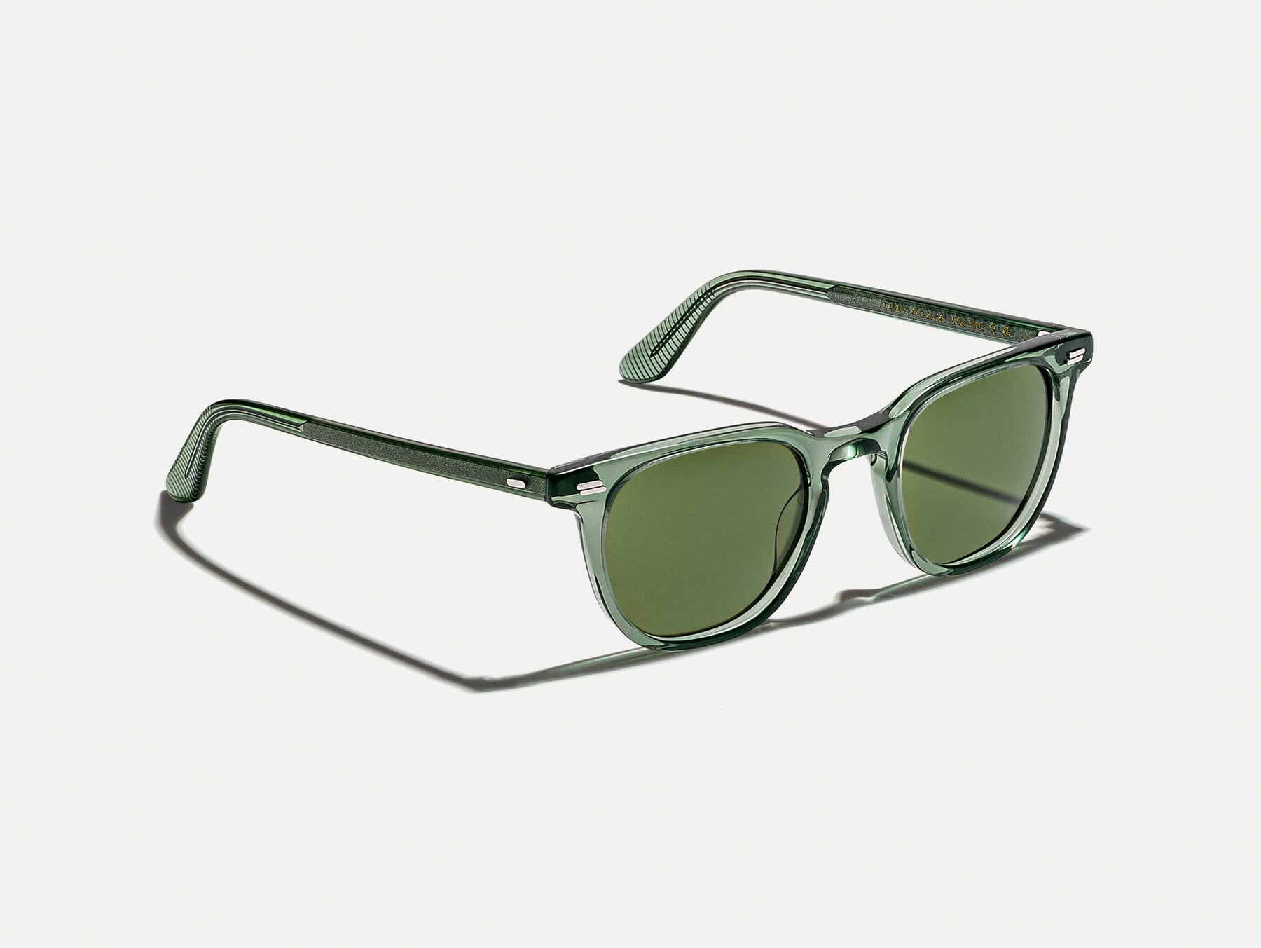 The TATAH SUN in Pine with Calibar Green Glass Lenses