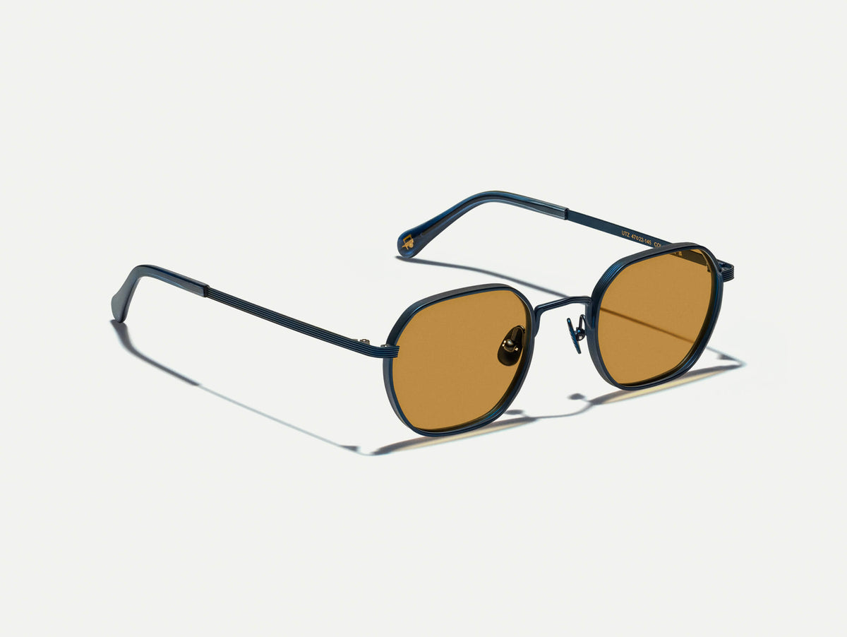 #color_gold | The UTZ SUN in Gold with Blue Tinted Lenses