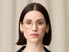 Model is wearing The ZEV in size 49 in Bamboo