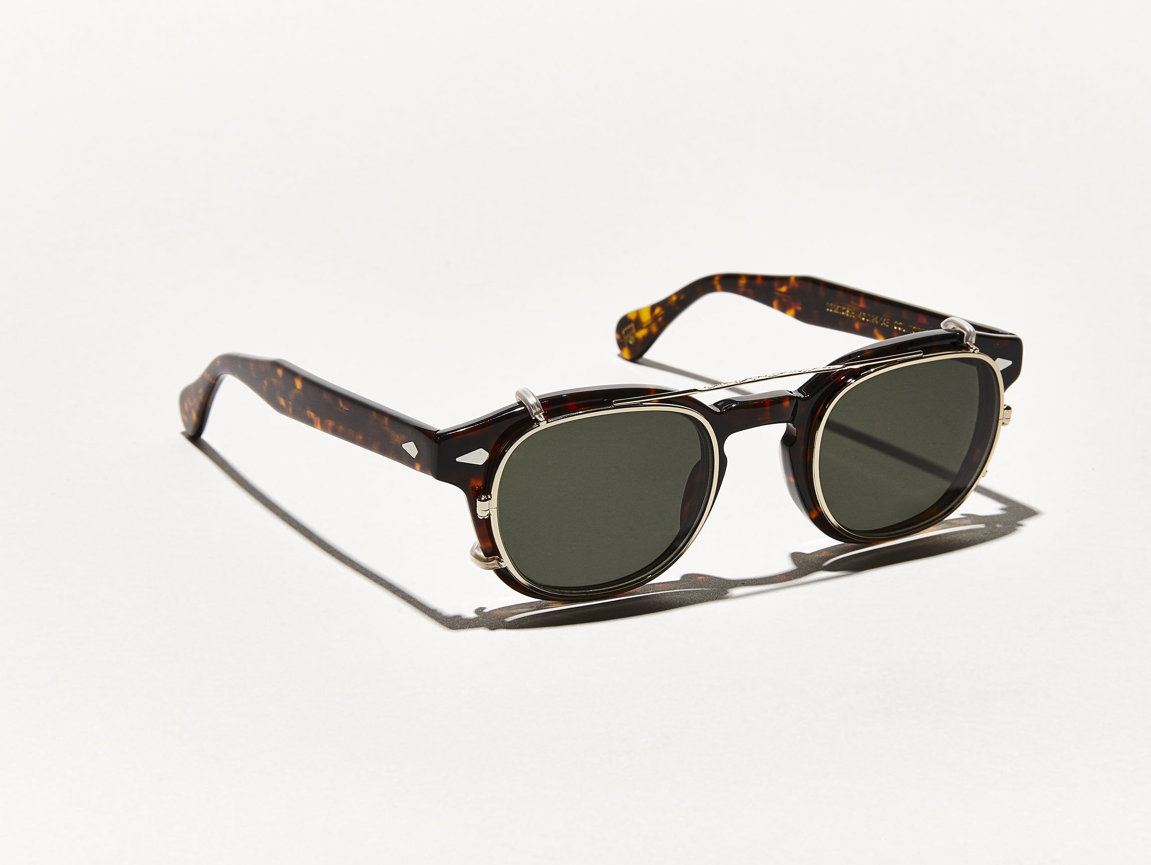 The CLIPTOSH POLARIZED in Gold with G-15 Lenses