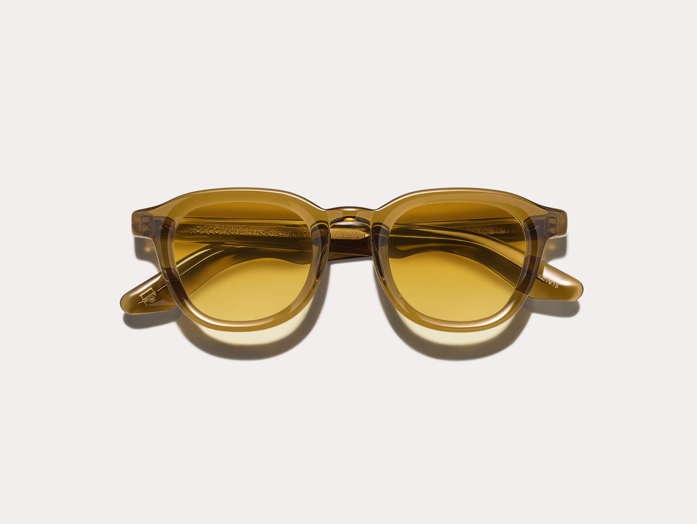 #color_olive brown | The DAHVEN SUN in Olive Brown with Chestnut Fade Tinted Lenses