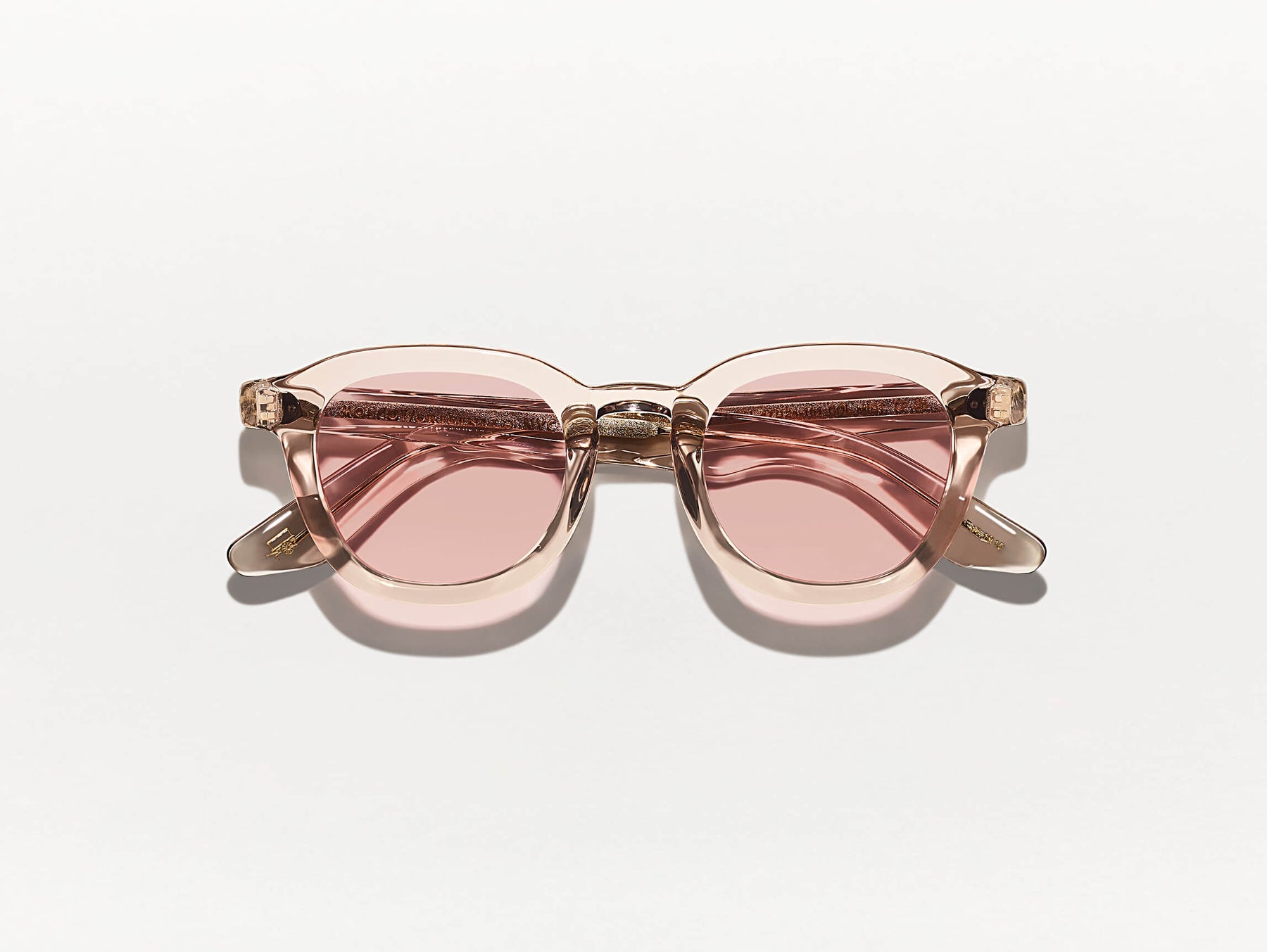 The DAHVEN Pastel with New York Rose Tinted Lenses