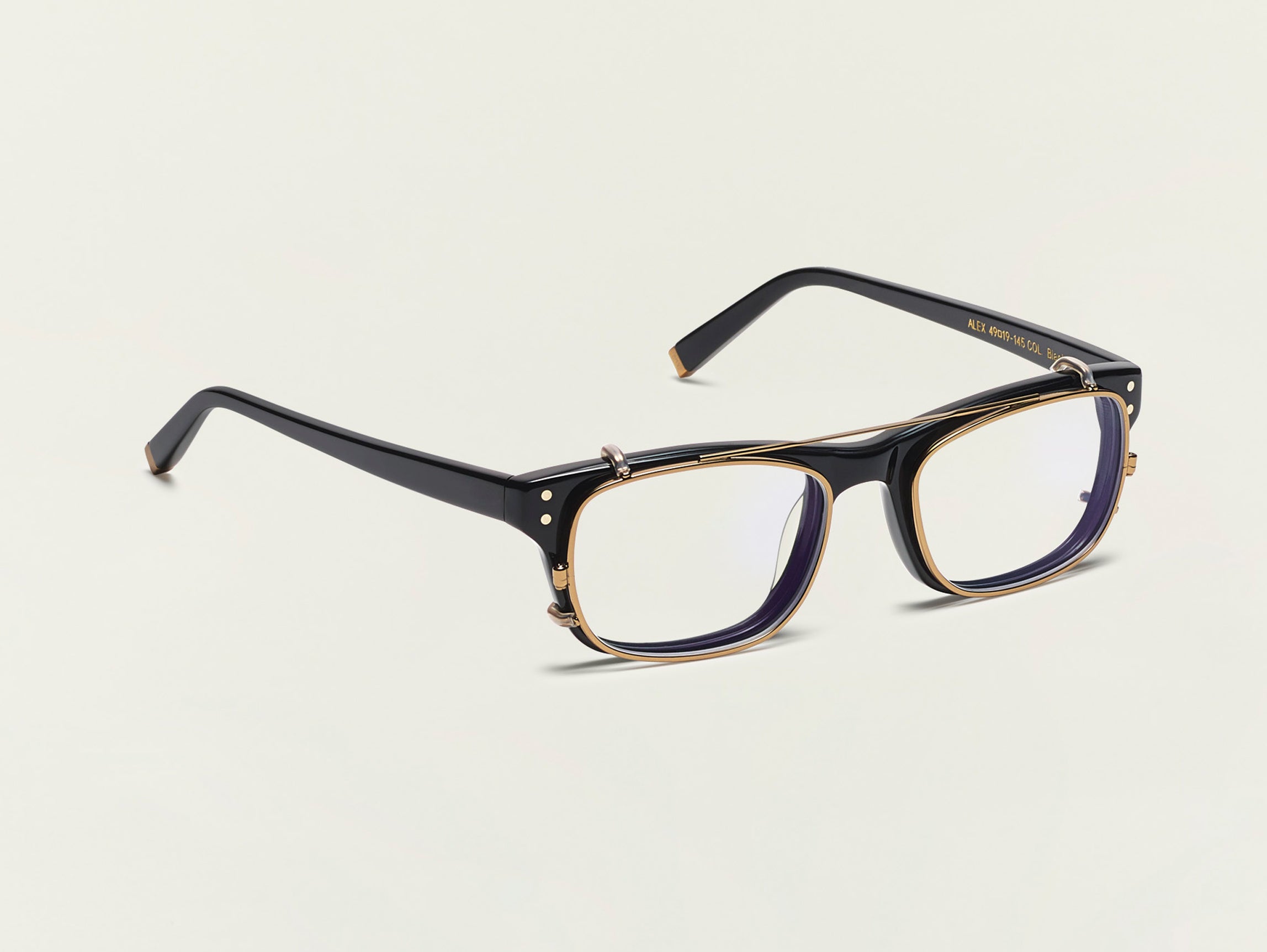 商品 – MOSCOT
