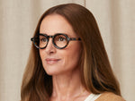 Model is wearing The FOYGEL in size 46 in Classic Havana