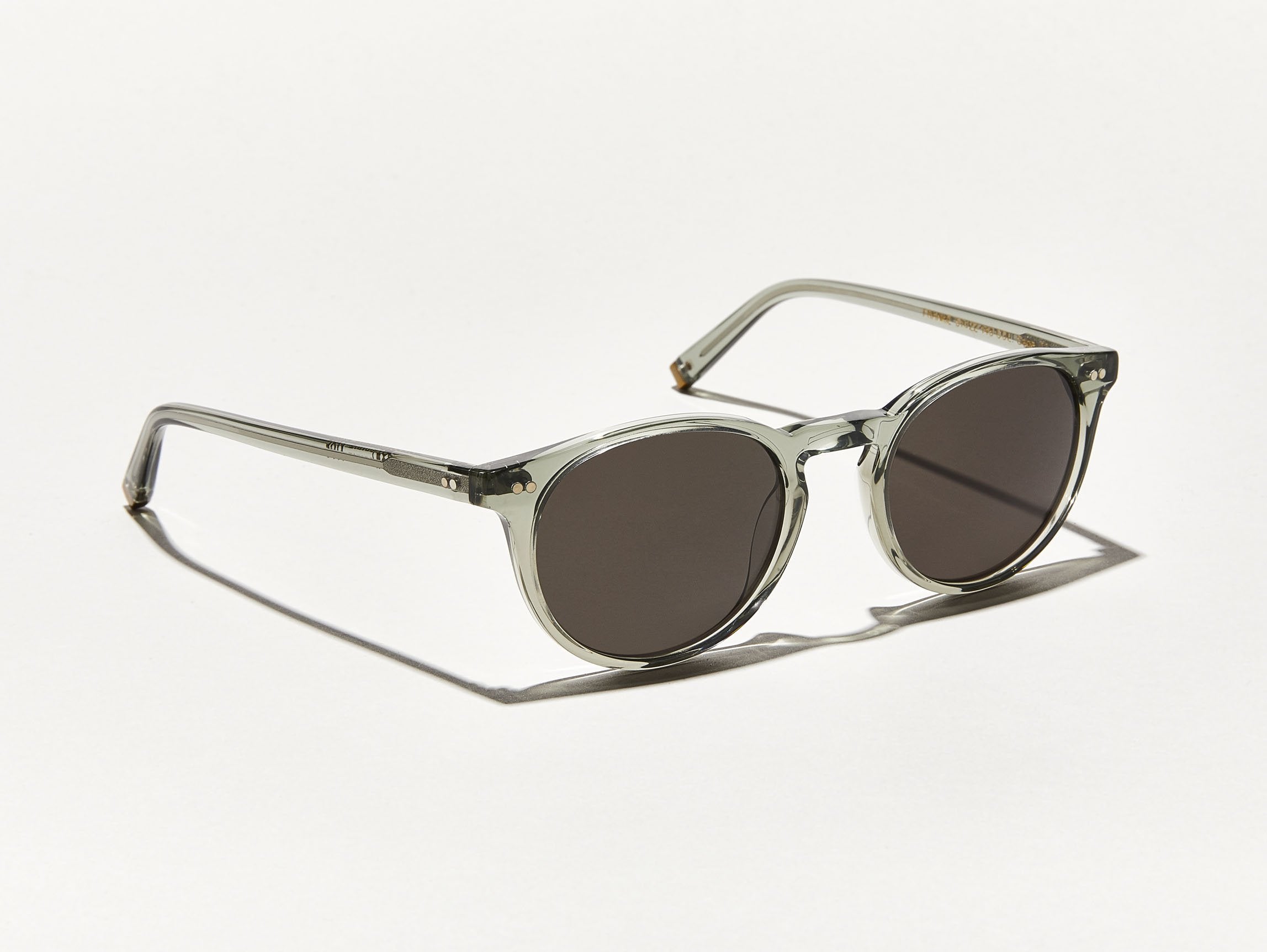 The FRANKIE SUN in Sage with Grey Lenses