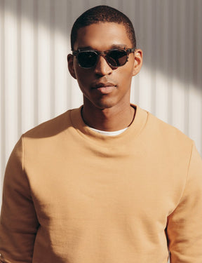 Model is wearing The GELT CLIP in Pewter in size 46 with G-15 Lenses