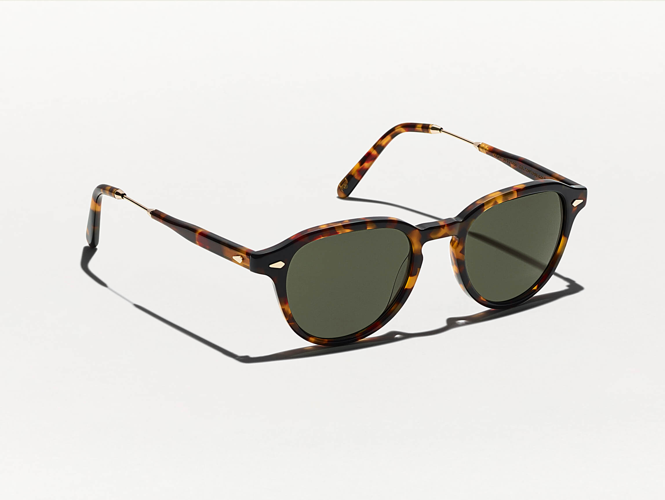 The KASH SUN in Tortoise/Gold with G-15 Glass Lenses