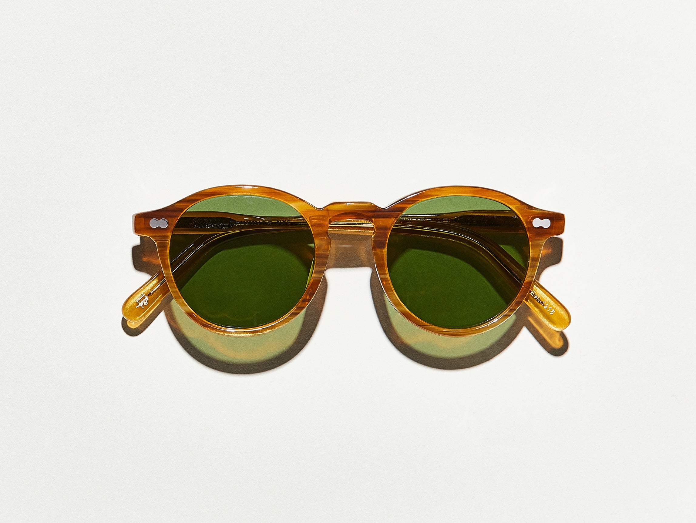 #color_blonde | The MILTZEN in Blonde with Calibar Green Glass Lenses