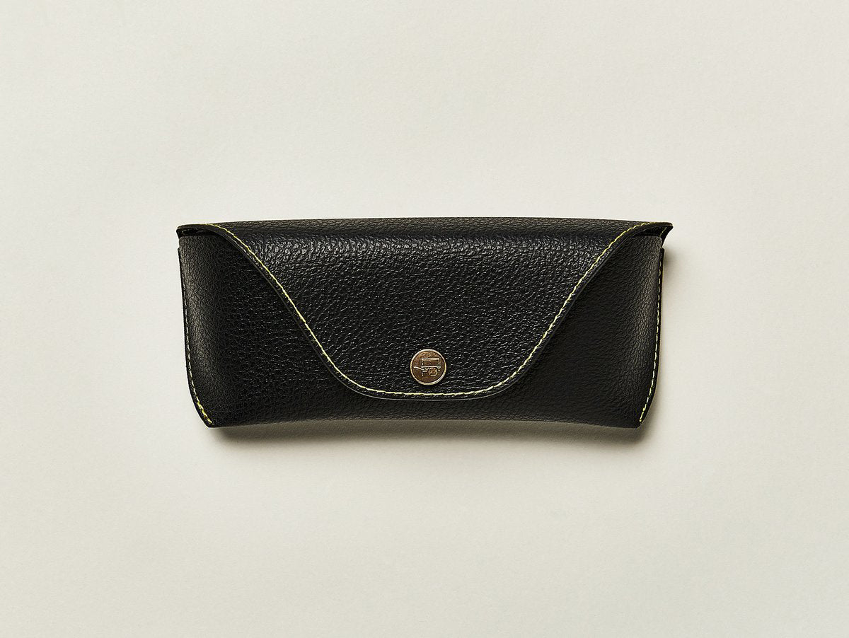 The MOSCOT ORIGINALS CASE