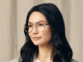 Model is wearing The SHAV in size 62 in Silver