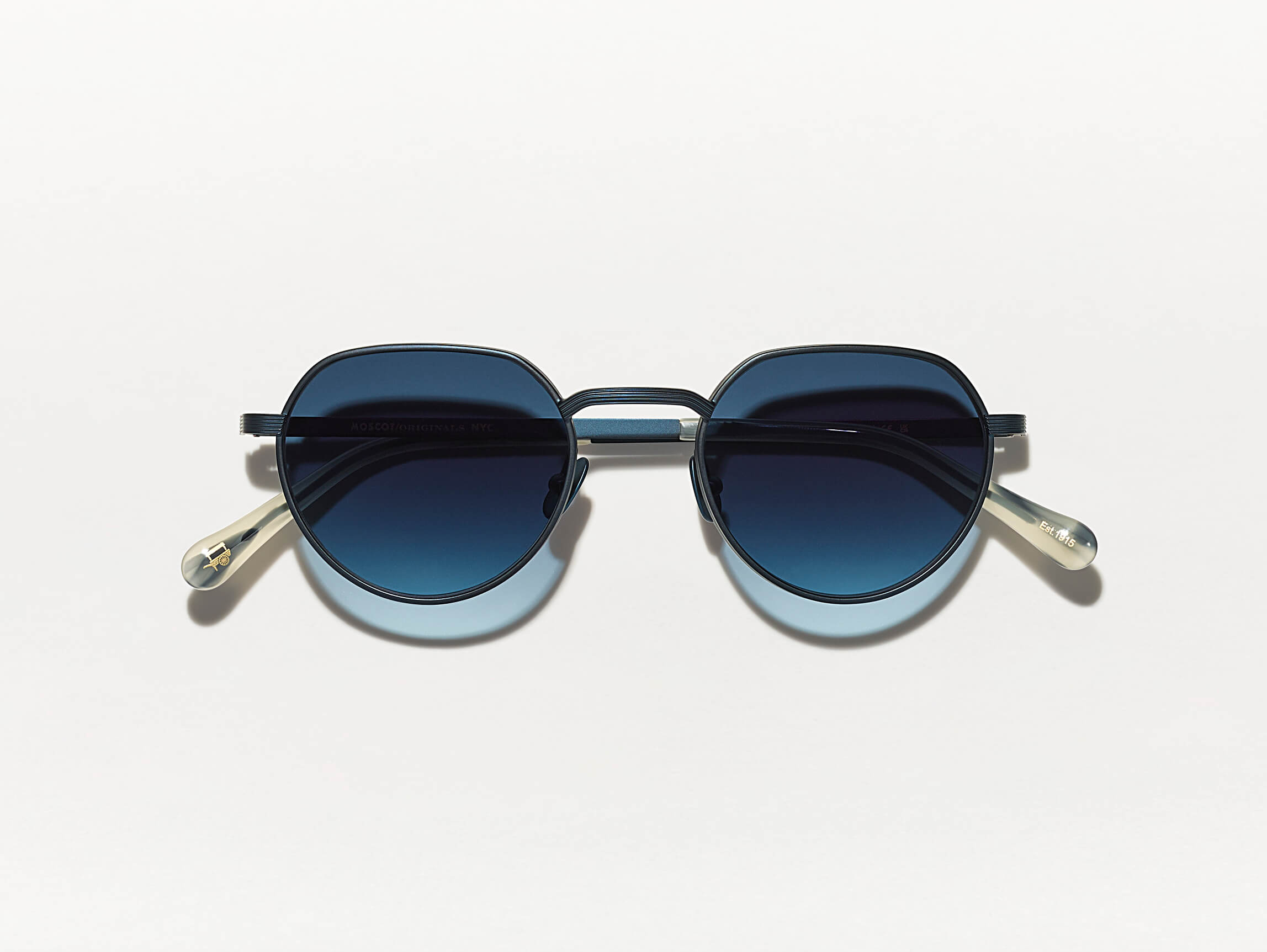 2023 New Luxury Brand's Latest Product T0988 Men's Box Fashion Driving  Polarized Sunglasses New Beach Vacation Sun Glasses UV400 - AliExpress