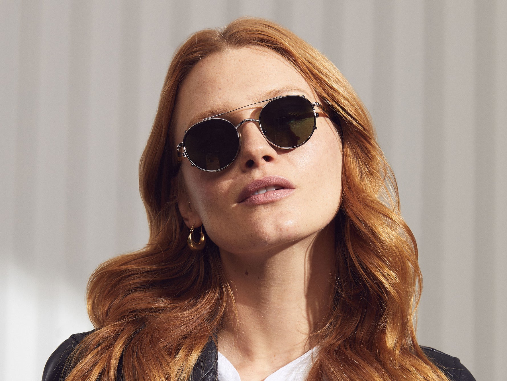 Model is wearing The SPIEL CLIP PACKAGE in Antique Tortoise/Gunmetal in size 47 with G-15 Lenses